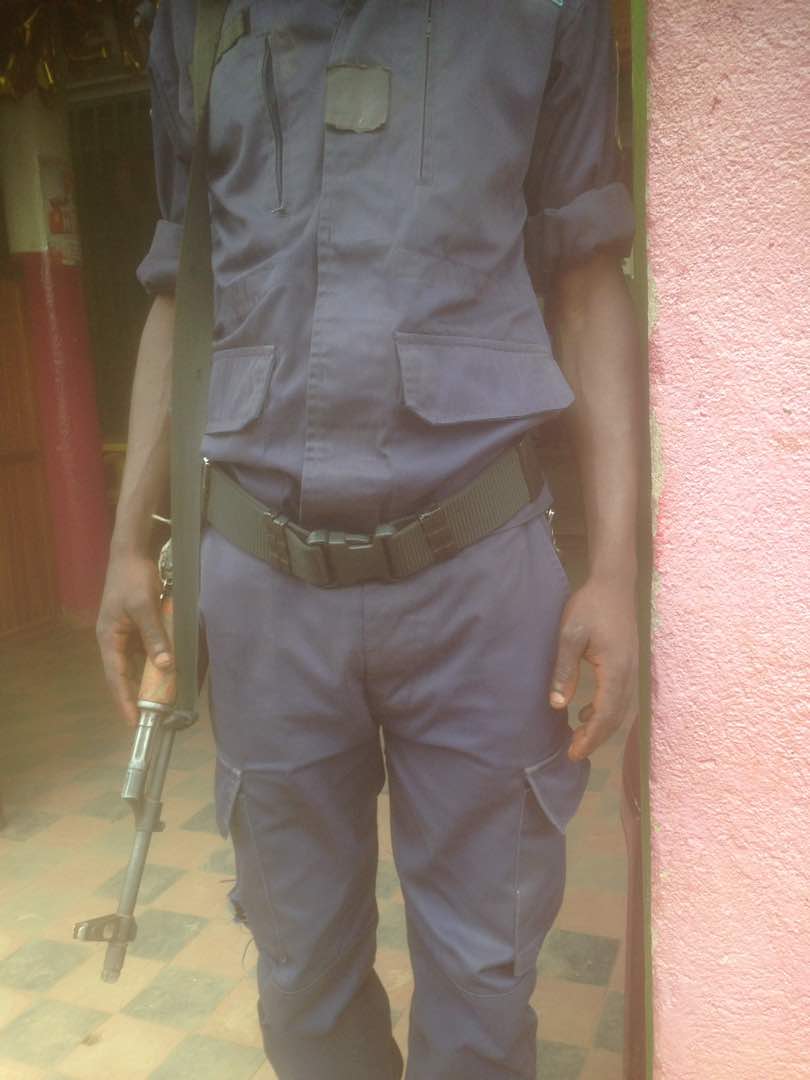 A policeman in uniform. (copyright: Josaphat Musamba, January 2018)